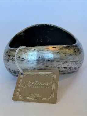 Silver Wood-Grain Decorative Bracelet
